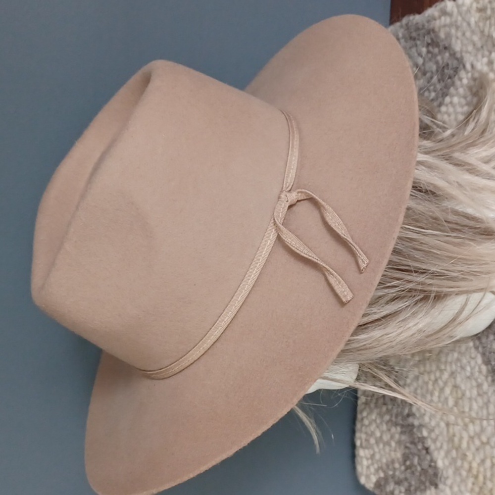 Forever 21 hat